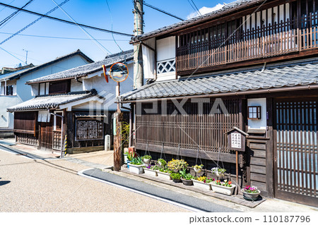 [Important Traditional Buildings Preservation District] Joto Townscape Preservation District Izumo Kaido and Hayashida Town Scenery 2 Tsuyama City, Okayama Prefecture 110187796