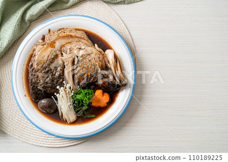 Boiled Fish Head with Soy Sauce Boiled Fish Head with Soy Sauce 110189225
