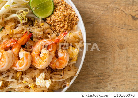 stir-fried noodles with shrimp and sprouts or Pad Thai stir-fried noodles with shrimp and sprouts or Pad Thai 110190076