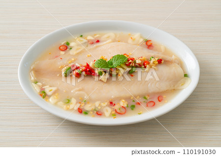 Steamed Fish in Spicy Lemon Sauce Steamed Fish in Spicy Lemon Sauce 110191030