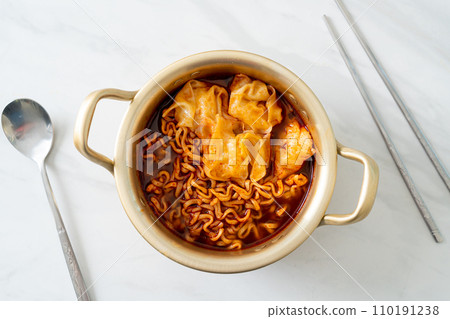 Korean instant noodles with dumplings Korean instant noodles with dumplings 110191238
