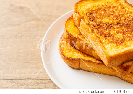 french toast on white plate french toast on white plate 110191454