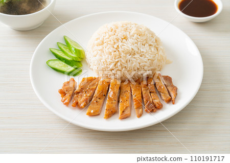Grilled Chicken with Steamed Rice Grilled Chicken with Steamed Rice 110191717