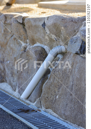 Drain outlet 110192197