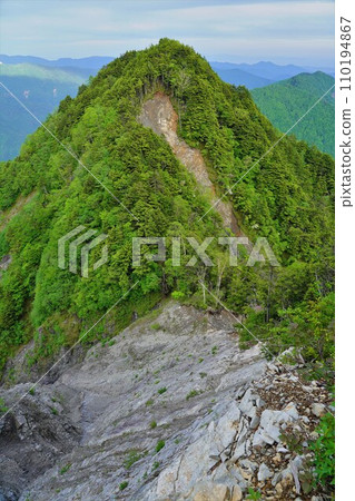 Sawtooth from the collapse site of Mt. Sawtooth from the collapse site of Mt. 110194867