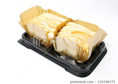 Mont Blanc, cake, chestnut, dessert, marron, sweets, convenience store sweets, Western confectionery, sweet, cream, tea Mont Blanc, cake, chestnut, dessert, marron, sweets, convenience store sweets, Western confectionery, sweet, cream, tea 110196372