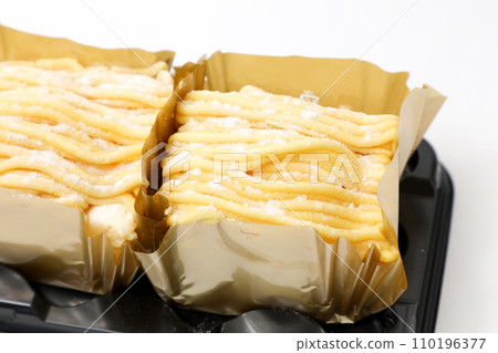 Mont Blanc, cake, chestnut, dessert, marron, sweets, convenience store sweets, Western confectionery, sweet, cream, tea 110196377