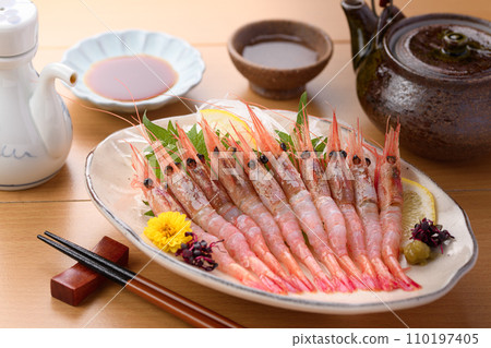 蝦蝦生魚片 蝦蝦生魚片 110197405
