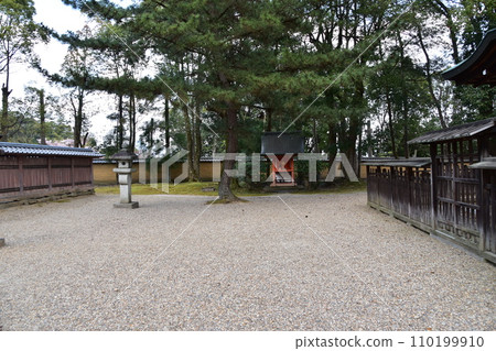 春天的日本京都、世界遺產仁和寺、重要文化財產歷史建築 春天的日本京都、世界遺產仁和寺、重要文化財產歷史建築 110199910