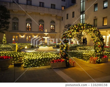 The courtyard of New Grand Yokohama with beautiful illuminations The courtyard of New Grand Yokohama with beautiful illuminations 110200138