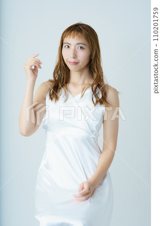 透明女性肖像 透明女性肖像 110201759