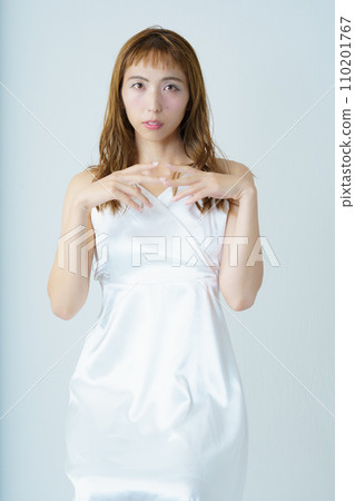 透明女性肖像 110201767