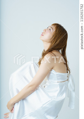 透明女性肖像 透明女性肖像 110201782