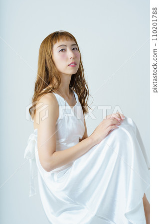 透明女性肖像 透明女性肖像 110201788