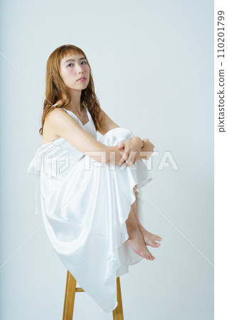 透明女性肖像 透明女性肖像 110201799