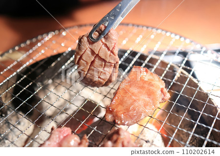 Kuroge和牛牛肉配牛舌 110202614