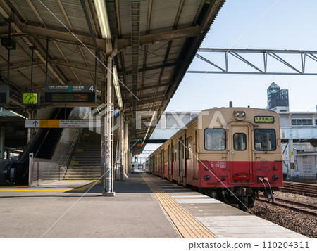 Diesel trains such as Kiha 30, Kiha 37, and Kiha 38 that once ran on the Kururi Line in Chiba Prefecture 110204311