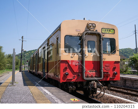 曾經在千葉縣久留裡線上運行的「Kiha 30」、「Kiha 37」、「Kiha 38」等柴油列車 曾經在千葉縣久留裡線上運行的「Kiha 30」、「Kiha 37」、「Kiha 38」等柴油列車 110204315