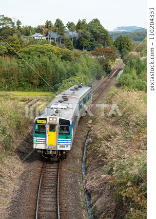 Diesel trains such as Kiha 30, Kiha 37, and Kiha 38 that once ran on the Kururi Line in Chiba Prefecture Diesel trains such as Kiha 30, Kiha 37, and Kiha 38 that once ran on the Kururi Line in Chiba Prefecture 110204331