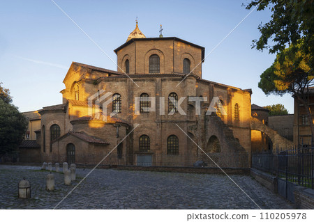 Basilica of San Vitale built in 547 Basilica of San Vitale built in 547 110205978