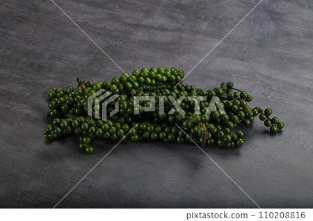 Fresh ripe green peppercon heap Fresh ripe green peppercon heap 110208816