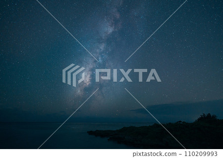 Milky Way over the lake 110209993