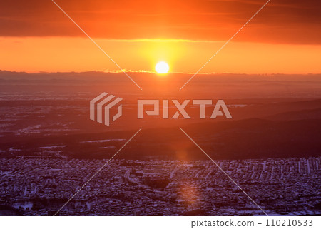 最初的日出（藻岩山山頂）_2475-76 110210533