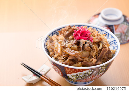牛肉飯 牛肉飯 110214975