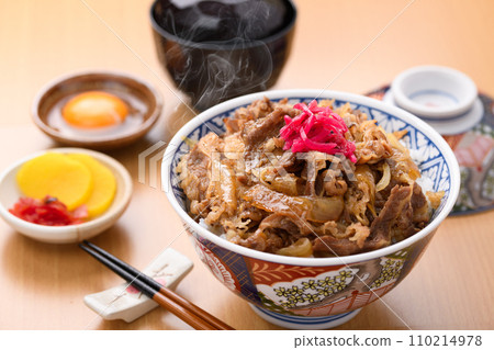beef bowl beef bowl 110214978