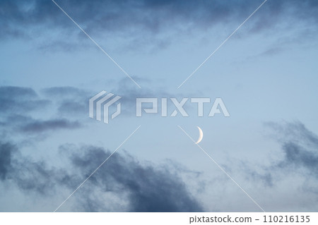 Moon and clouds 110216135