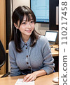 Women who are counseling 110217458