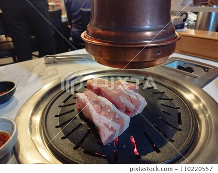 Samgyeopsal chunks 110220557