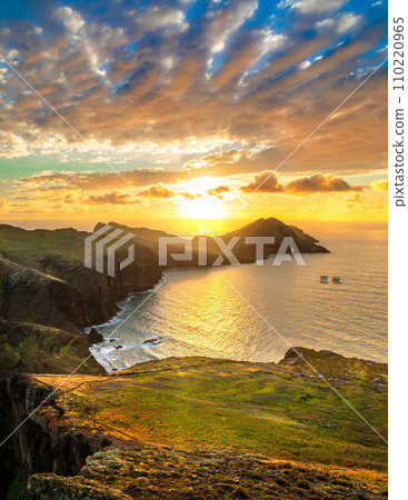 Landscape with Ponta de Sao Lourenco, Madeira Island, Portugal Landscape with Ponta de Sao Lourenco, Madeira Island, Portugal 110220965