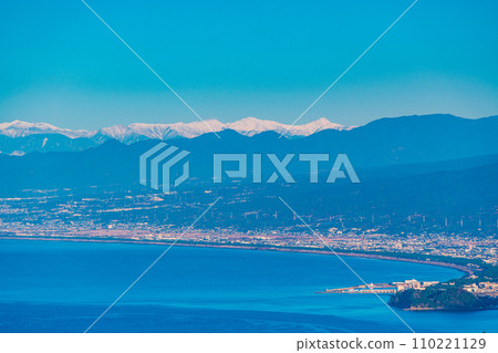 (靜岡縣)從伊豆全景公園出發,2024年元旦,南阿爾卑斯山的雪峰 (靜岡縣)從伊豆全景公園出發,2024年元旦,南阿爾卑斯山的雪峰 110221129