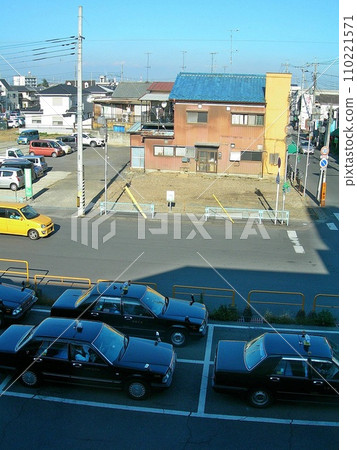 這是11年前《鹿兒原站北口》（2013年12月5日）的場景。土地整理工作已經開始。垂直位置 110221571