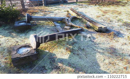 2020 Noto Peninsula Earthquake: Torii gate collapsed 110222715