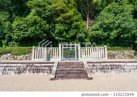 Nara City, Nara Prefecture, Emperor Genmei's 43rd Emperor Nahoyama Eastern Mausoleum Nara City, Nara Prefecture, Emperor Genmei's 43rd Emperor Nahoyama Eastern Mausoleum 110223849