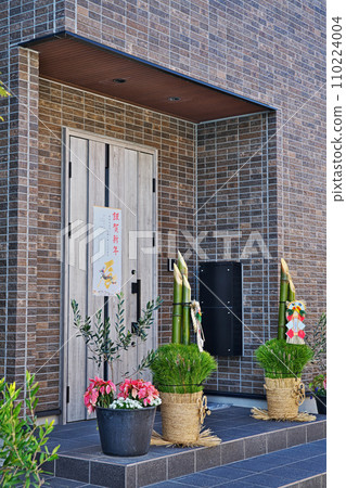 New Year's decorations at the housing exhibition hall: Kadomatsu (2024) New Year's decorations at the housing exhibition hall: Kadomatsu (2024) 110224004