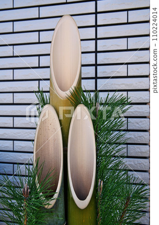 New Year's decorations at the housing exhibition hall: Kadomatsu (2024) New Year's decorations at the housing exhibition hall: Kadomatsu (2024) 110224014