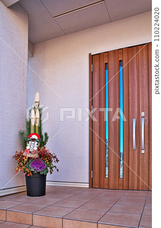 New Year's decorations at the housing exhibition hall: Kadomatsu (2024) 110224020
