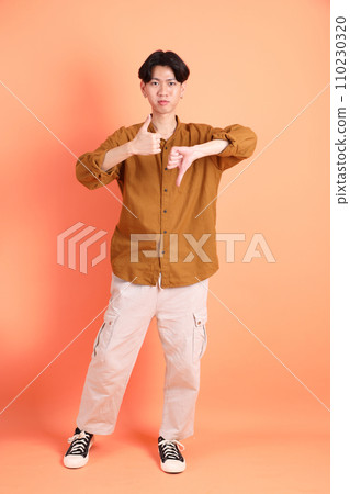Man in 20s Man in 20s 110230320