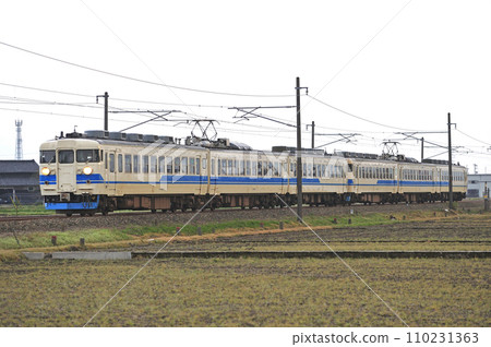 Hokuriku Main Line Isurugi-Fukuoka JR West 475 series A25+A20 formation (Kanazawa) Hokuriku Main Line Isurugi-Fukuoka JR West 475 series A25+A20 formation (Kanazawa) 110231363