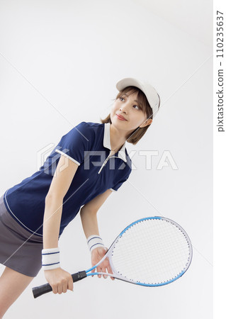 網球女子成立 110235637