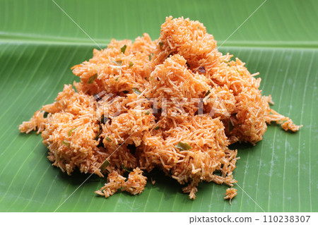 Sweet and sour crispy noodles Sweet and sour crispy noodles 110238307