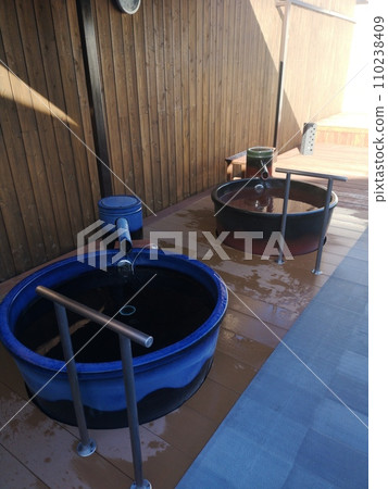 Open-air ceramic bath in Hirugami Onsenkyo 110238409