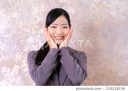 不錯的職業女性 110239156