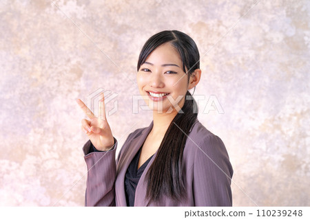 不錯的職業女性 110239248