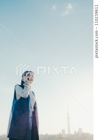 一個女人打個電話 一個女人打個電話 110239611