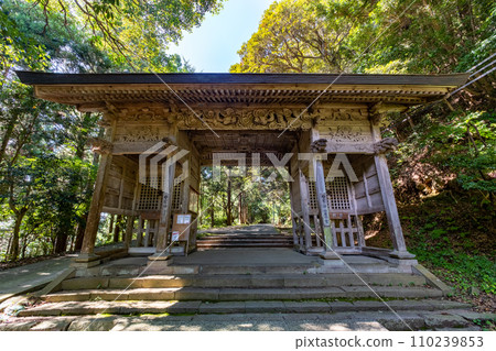 鳥取縣東伯郡百合浜町保木一宮及分神社瑞神門 110239853