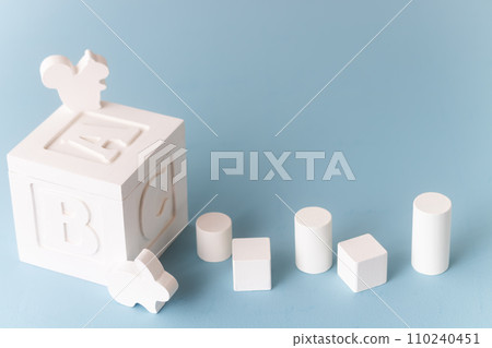Building blocks/child image 110240451